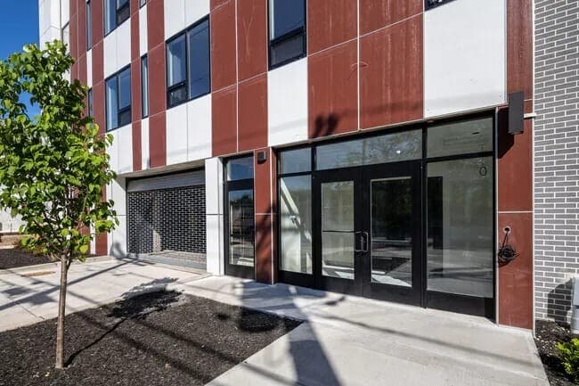 Photo - 130 Ellis Ave Unidad 209