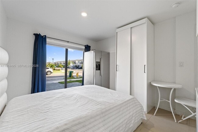 Photo - 275 NW 13th Pl Unit 1