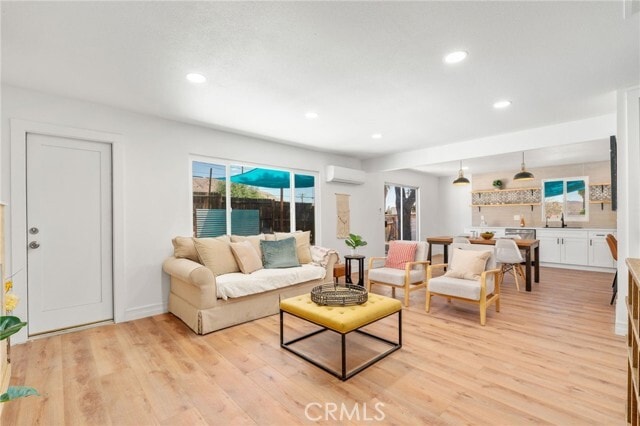 Photo - 10931 Knobb Ave