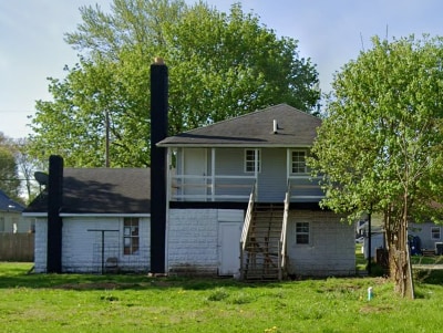 Building Photo - 1111 W 2nd St