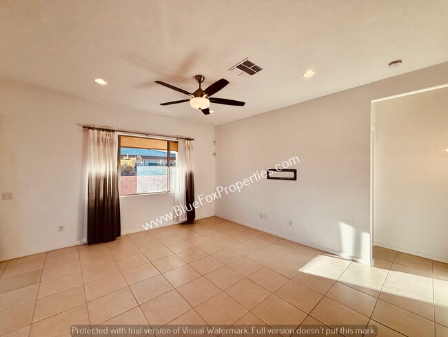 Photo - 198 E Woolystar Ct