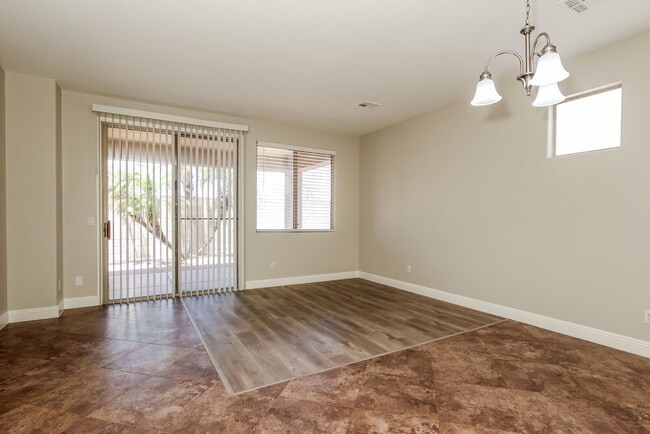 Photo - 2122 S Edgewater