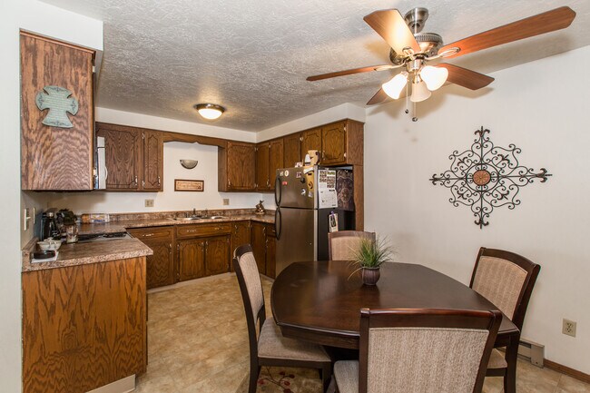 Photo - Washington Square Apartments