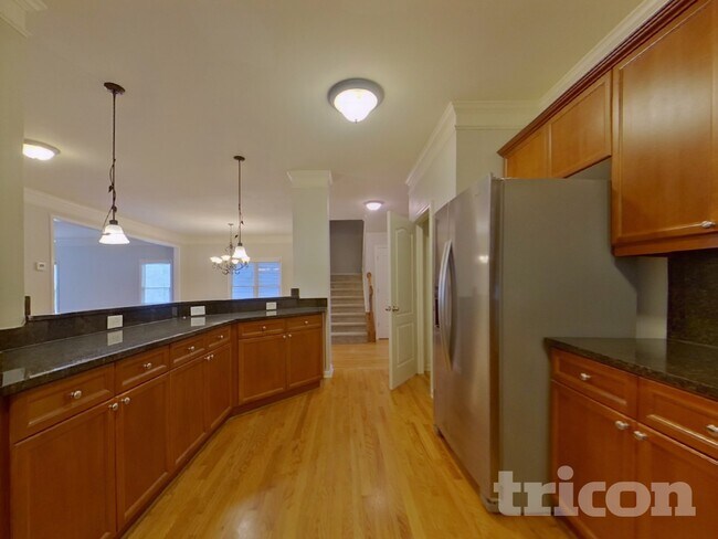 Photo - 275 Water Oak Pl