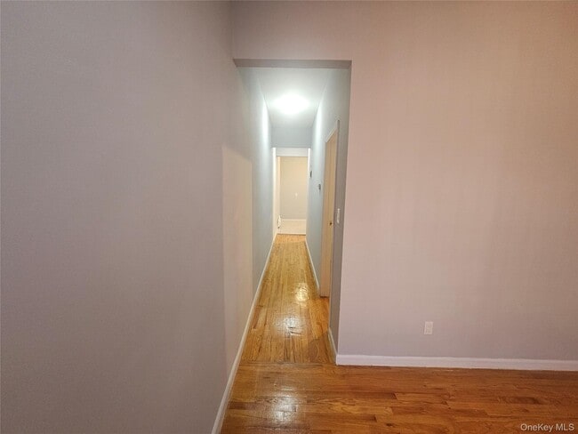 Photo - 202-15 Hollis Ave Unit R