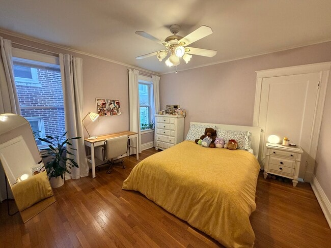 Photo - 6330 S Rosebury Ave