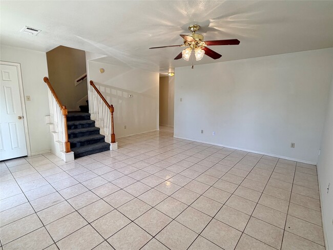 Photo - 11102 Maize Ln
