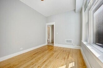 Photo - Located in the vibrant Humboldt Park neighborhood Unidad 3131-2R