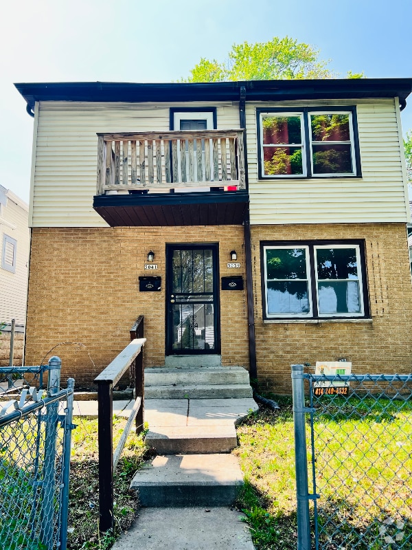 Building Photo - 5039 N 28th St Rental