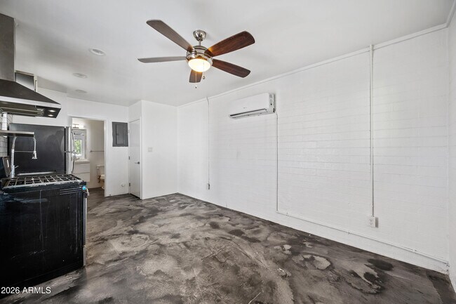 Photo - 3615 N 15th Ave Unidad 23