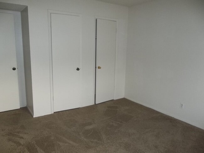 Photo - 1107 Whitney Pl Dr