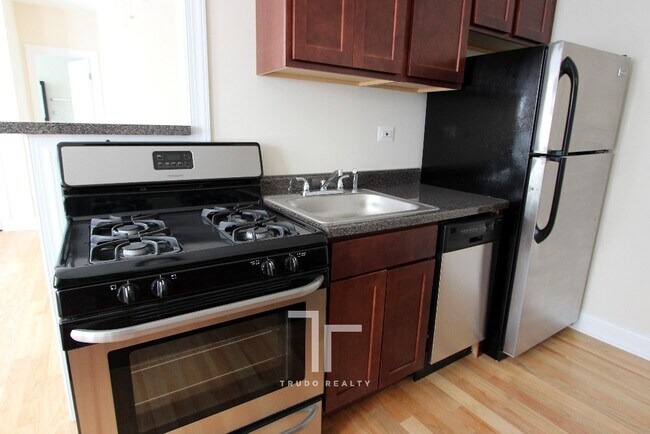 2842 N Orchard St Unit 11