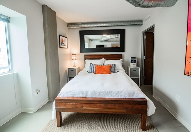 Photo - 800 Brazos St