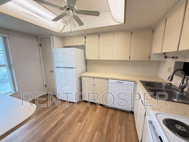 Photo - 225 Ranier Cove Unit 111