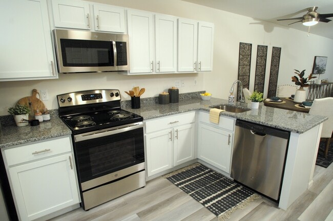 Building Photo - Regency Club Rental