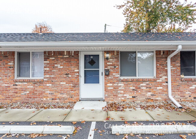 Building Photo - 4994 Main St Unit 12