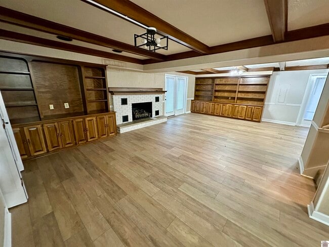 Photo - 67 Country Club Ln