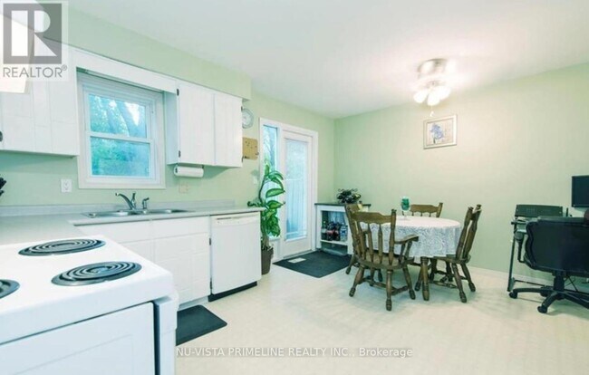 Photo - 1275 Limberlost Rd