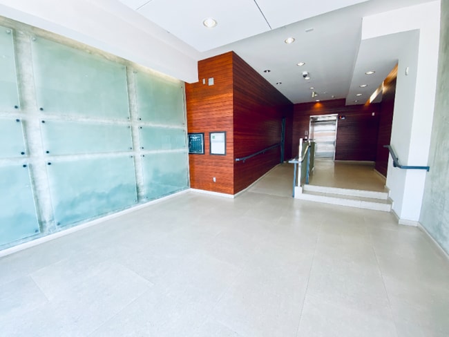 Photo - 12028 Wilshire Blvd