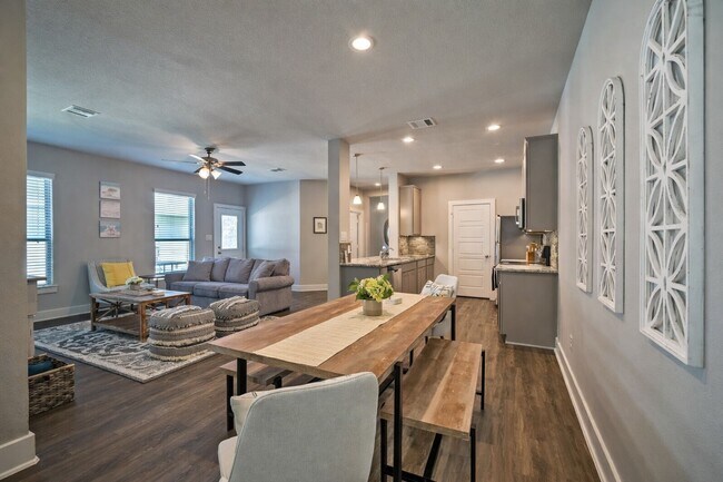 Photo - 11334 Burning Tree Dr