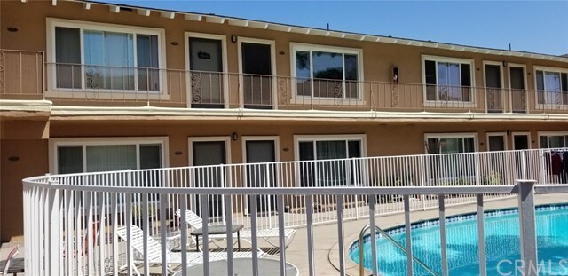 Photo - 1124 S Lemon St Unidad 8