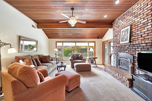 Photo - 1607 S Timmy Ave