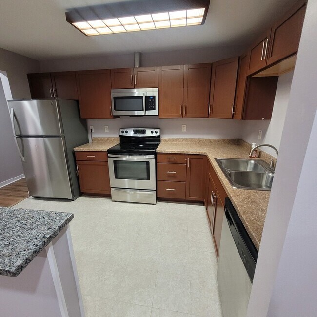 Photo - 803 Garden Cir Unit 7A