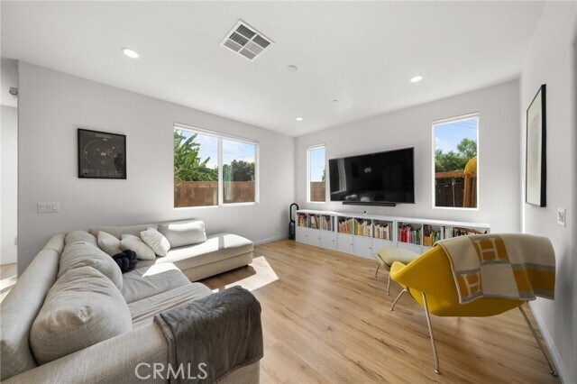 Photo - 15026 Olive Ln