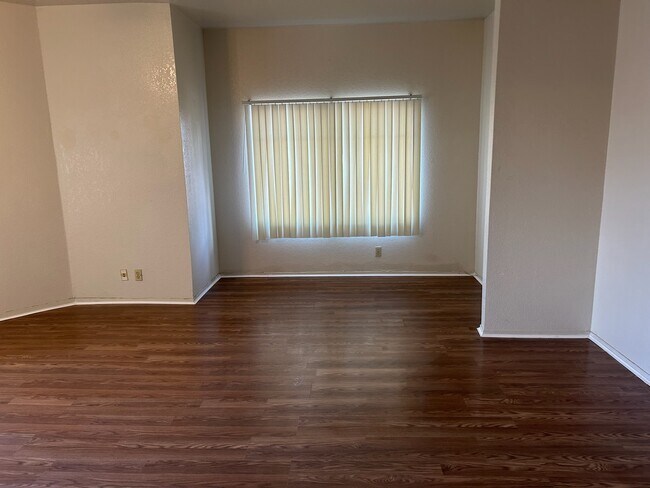 Photo - Bennett Apartments