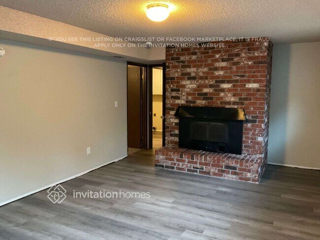 Photo - 12239 Oak Tree Pl SW