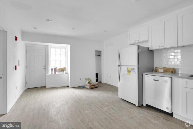 Building Photo - 7037 Ridge Ave Unit 2A Rental