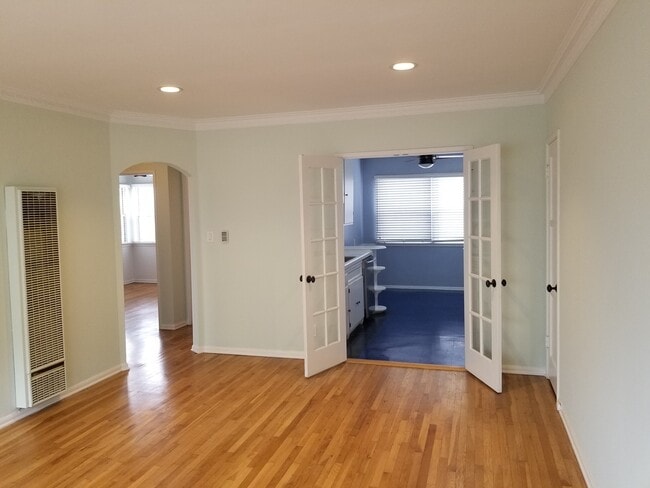 Photo - Euclid Apartments