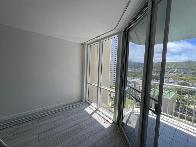 Photo - 2-Bed,2-Bath unit in "Honolulu Park Place"