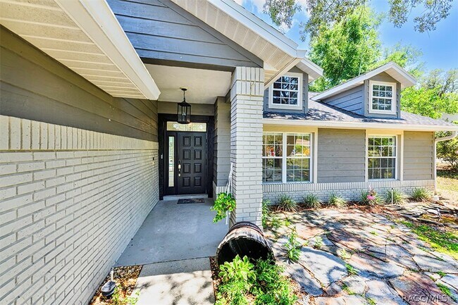 Photo - 1105 N Chance Way