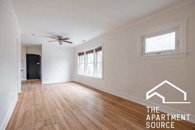 Photo - 1925 W Armitage Ave Unit 2F