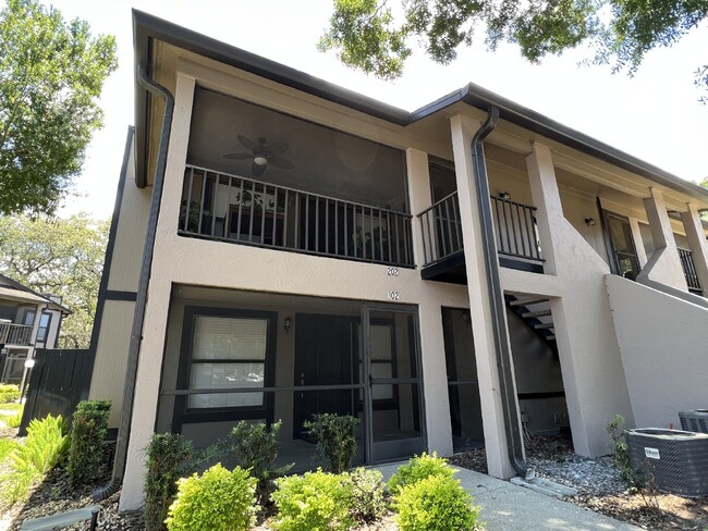 "Charming 2-Bed, 2-Bath Condo in Tampa's S... - "Charming 2-Bed, 2-Bath Condo in Tampa's S... Unit 102