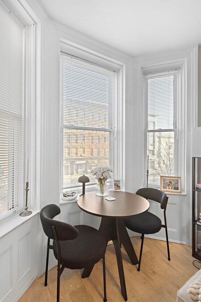 Photo - 114 Washington St Unit 2