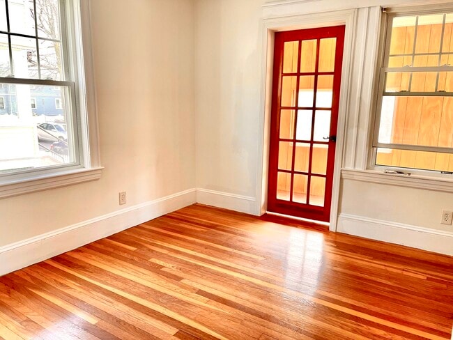 Photo - 27 Murray Hill Rd Unit 2nd fl