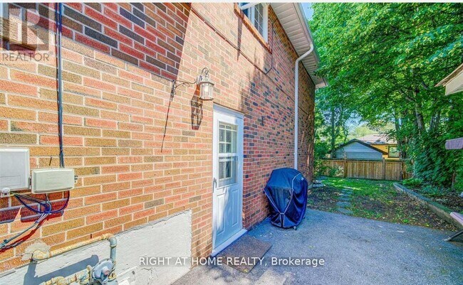 Photo - 107 Sherwood Forest Dr
