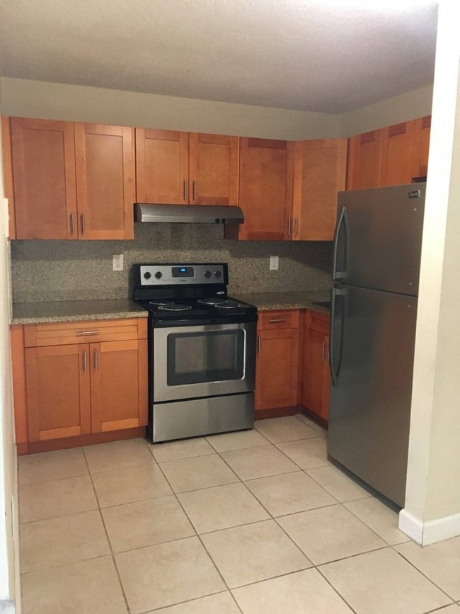 Photo - 1144 NW 5th St Unit 4