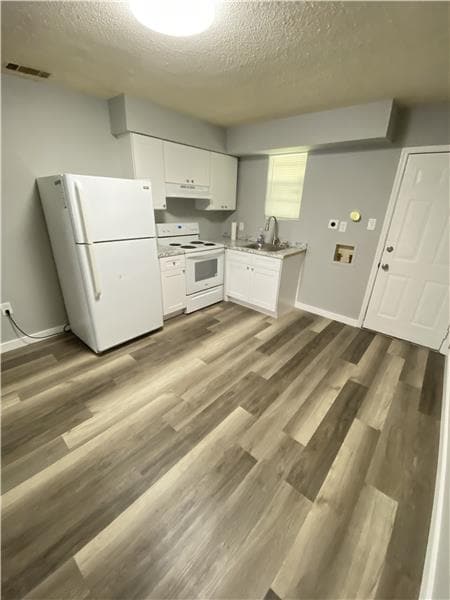 Photo - 4909 Meding St