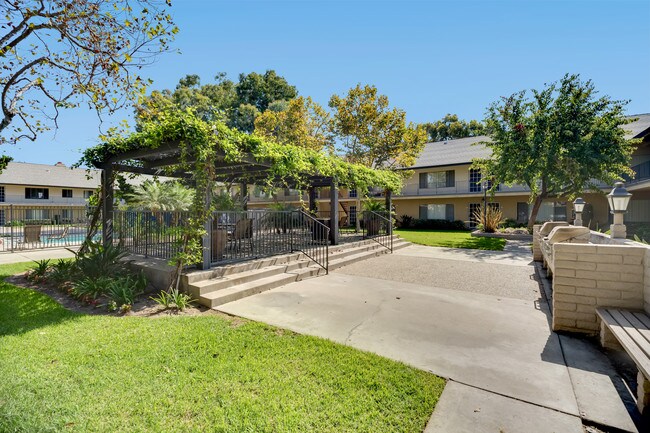 Photo - Briarwood Square Apartment Homes
