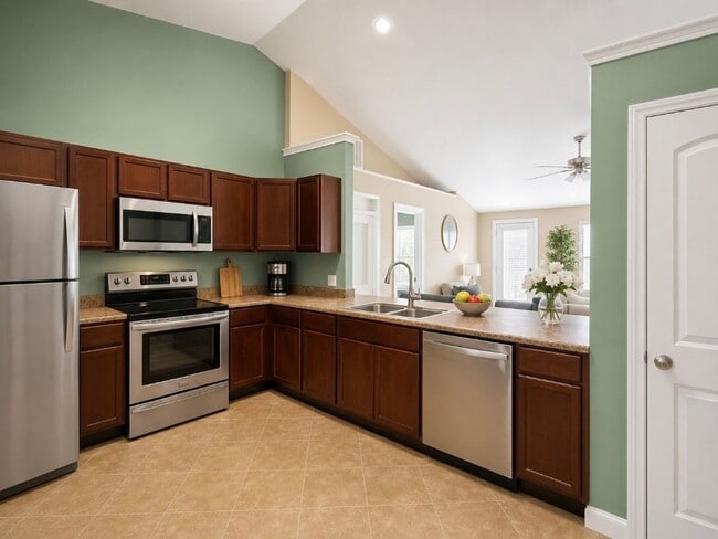 Photo - Spacious 3BD/2BR +Den Ranch in Lindberg Village