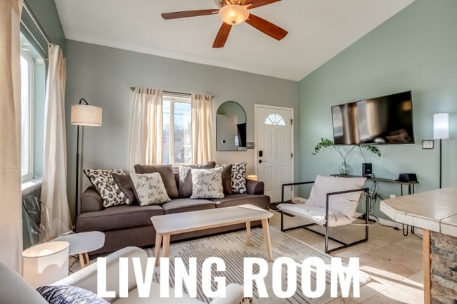 Photo - 2137 S Vallejo St