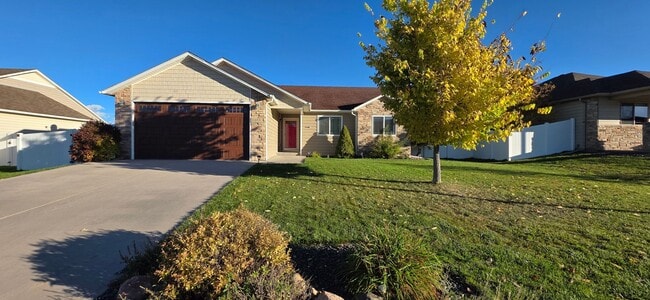 Building Photo - 6908 Laramie St