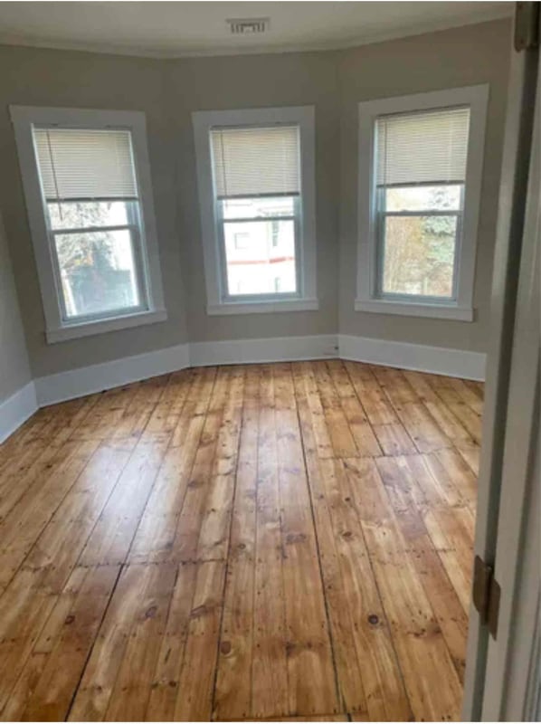 Building Photo - 2 Sturgis St Rental