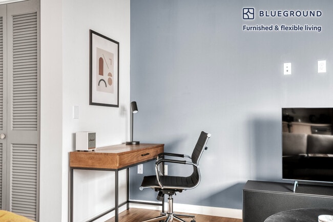 Photo - 3638 Motor Ave Unit FL6-ID925