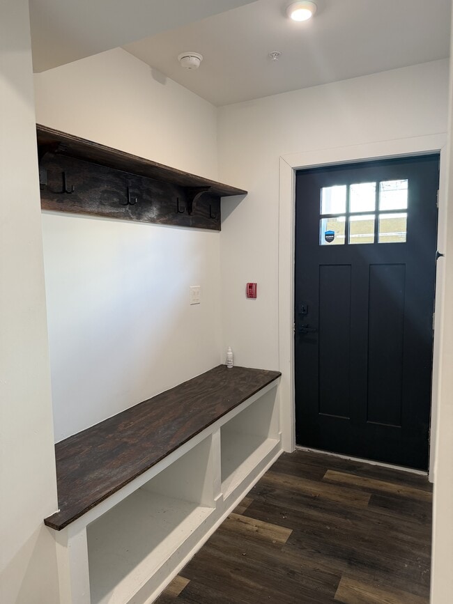 736 E Chelten Ave Unit 1