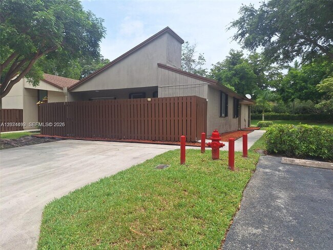 22280 Timberly Dr Unit 22280