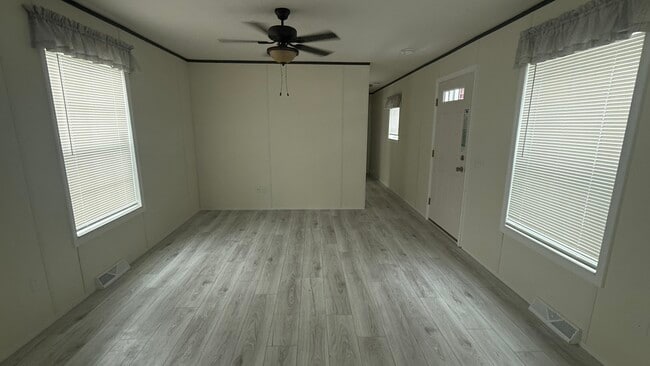 Photo - 11 Starling Ln
